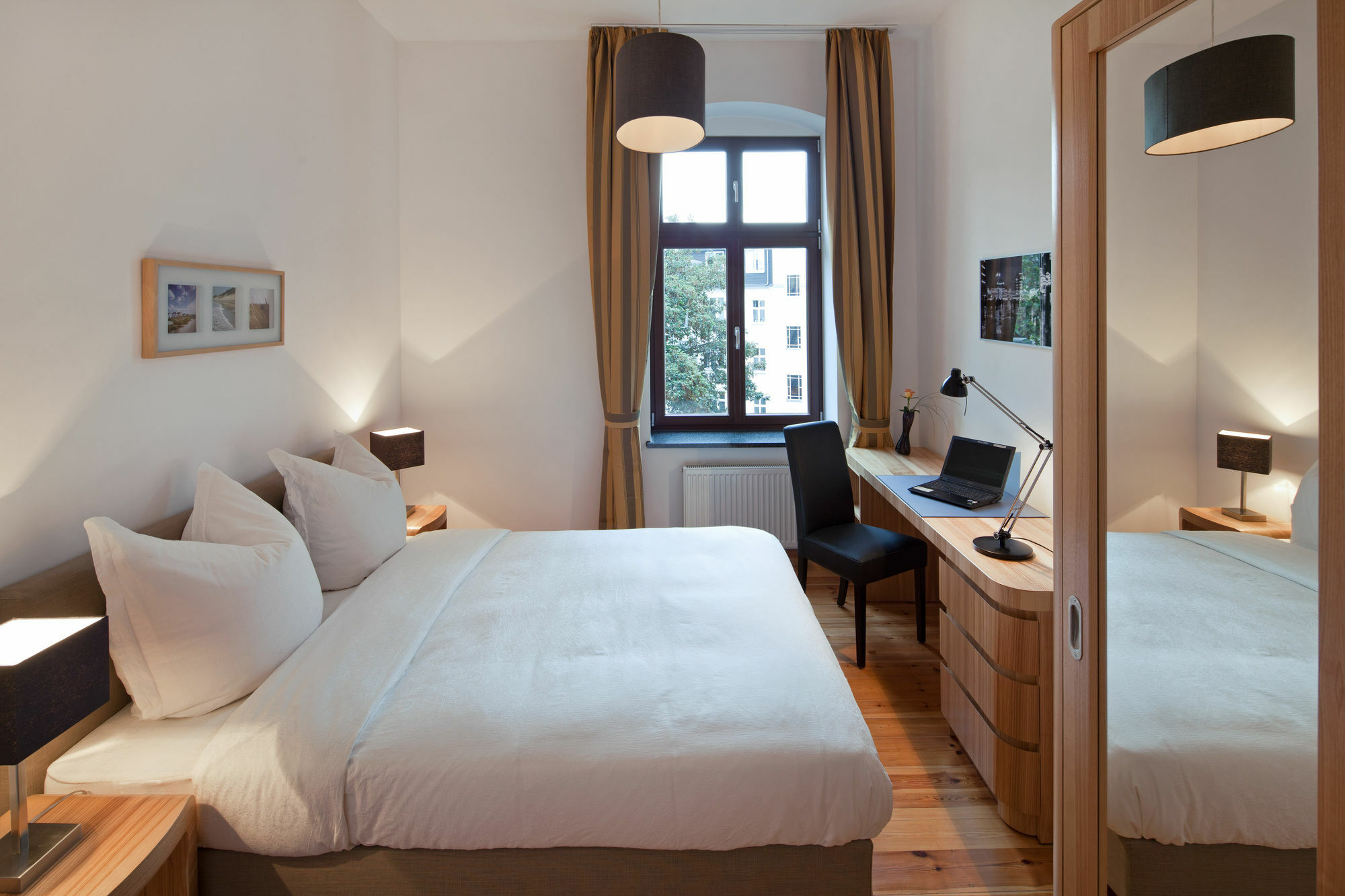 Luxoise Apartments Berlin Friedrichshain Eksteriør billede
